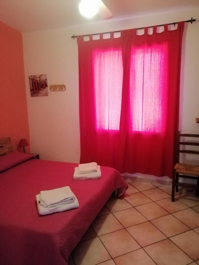 B&B Bella Calasetta Bagian luar foto